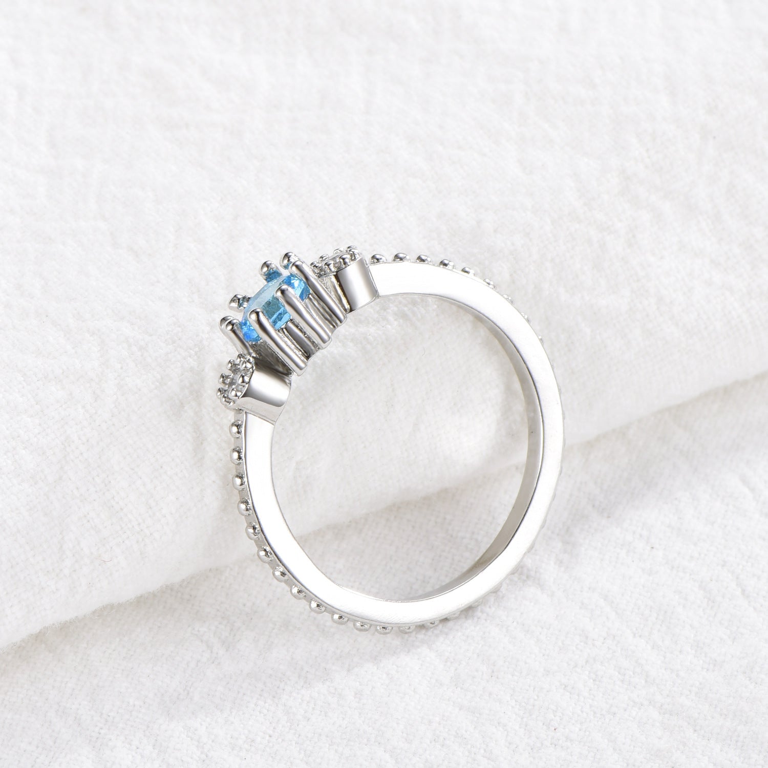 Iconic Spark Ring