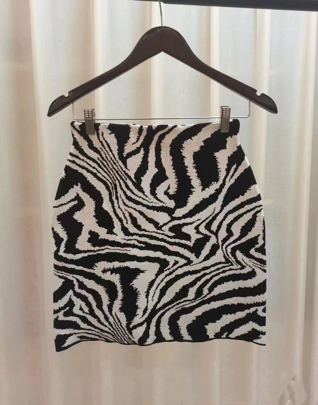 Sweetheart Style Skirt