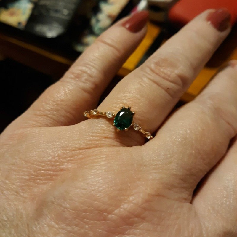 Glow Diva Ring