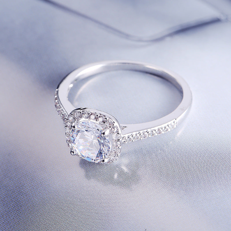 Glam Diva Ring