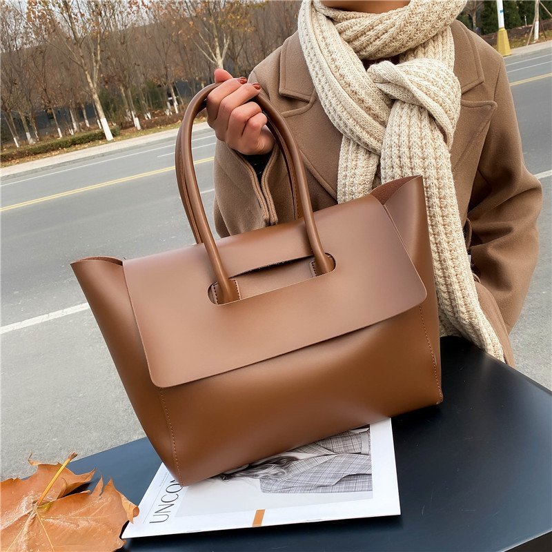 Royal Elegance Bag