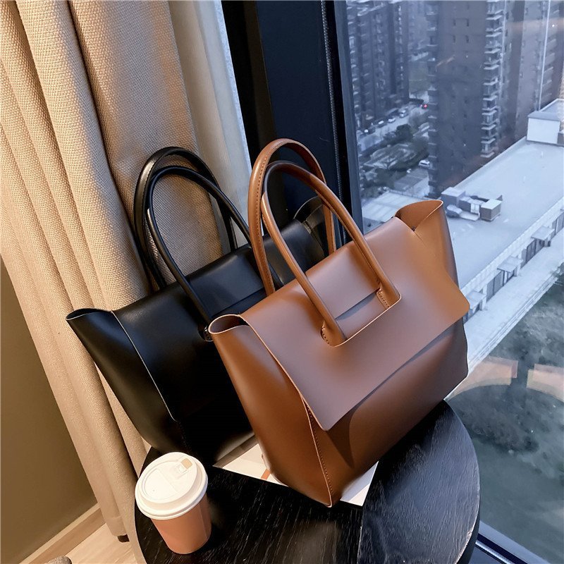 Royal Elegance Bag