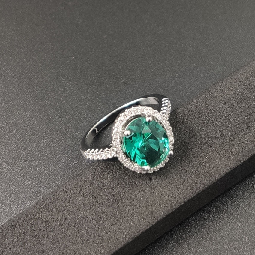 Classic Gold Ring