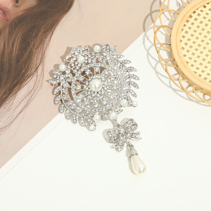 Cosmic Pearl Brooch