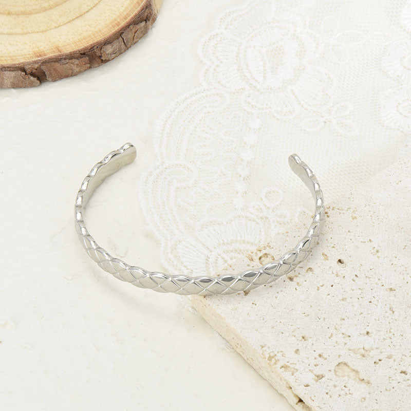 Romance Glow Bracelet