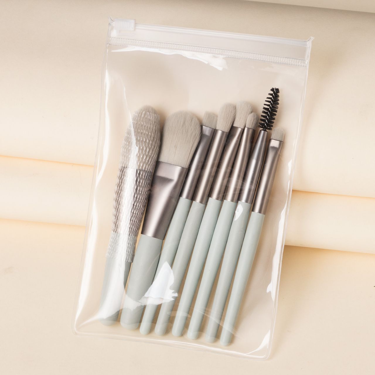 8 PCs Makeup Brushes Suit