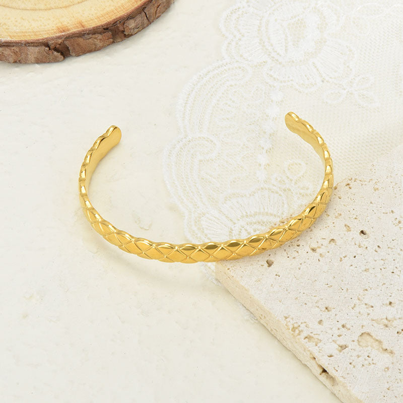 Romance Glow Bracelet