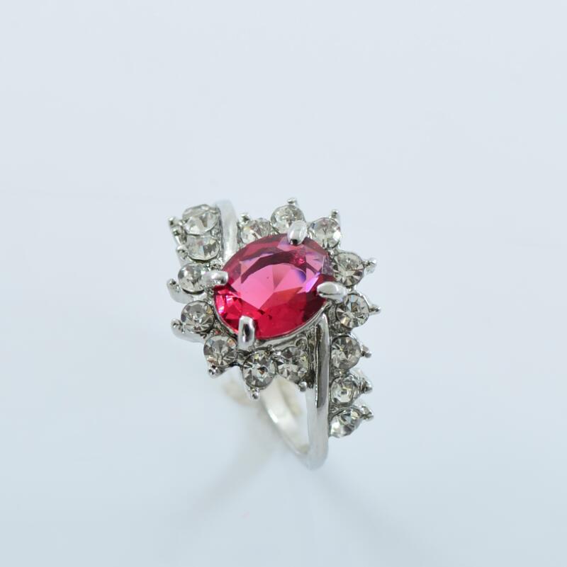 Lovely Spark Ring