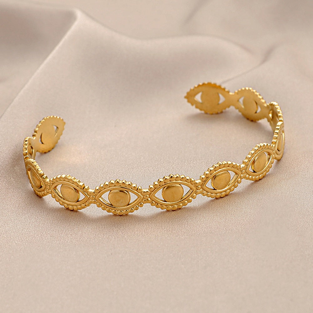 Chic Spark Bracelet