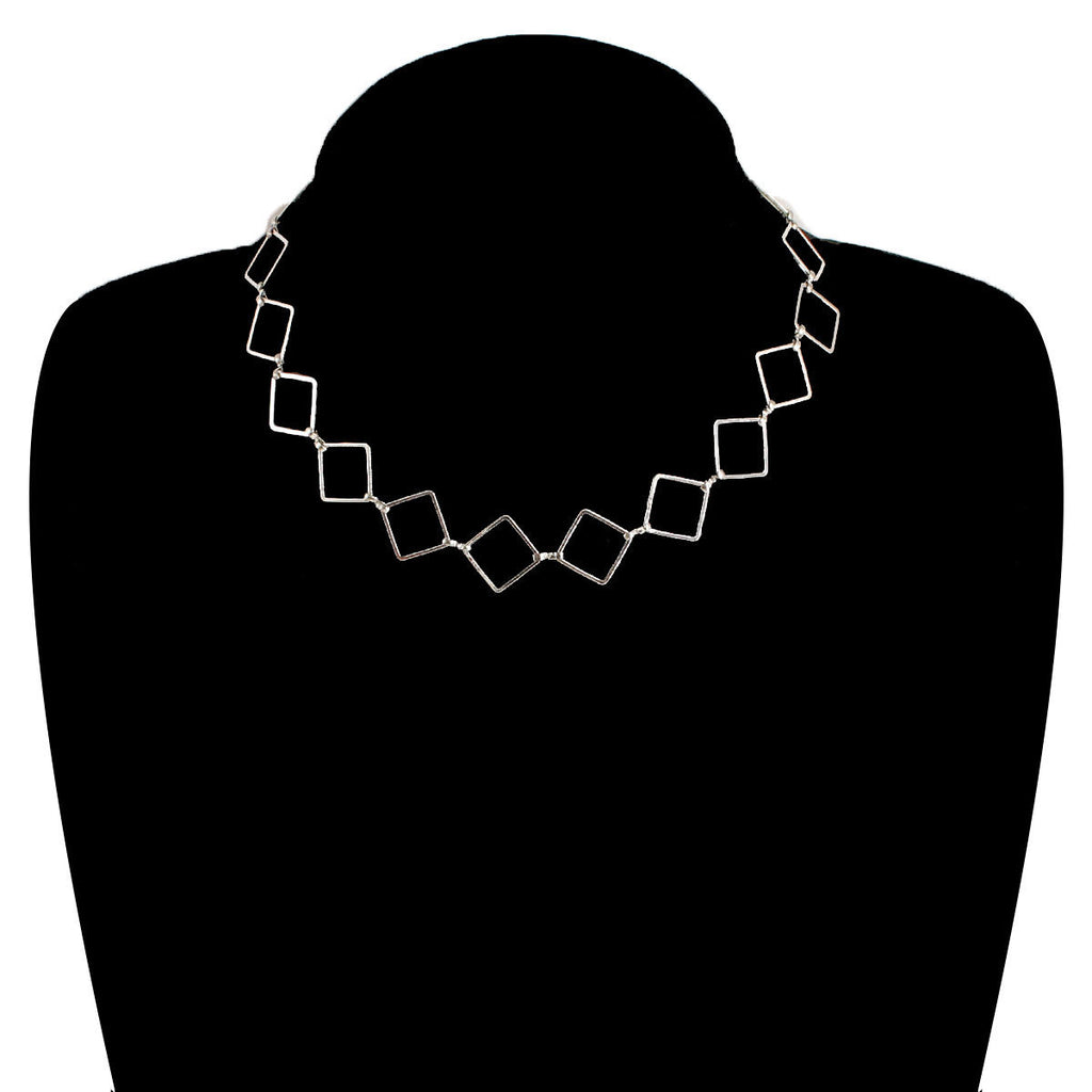 Prestige Pearl Necklace