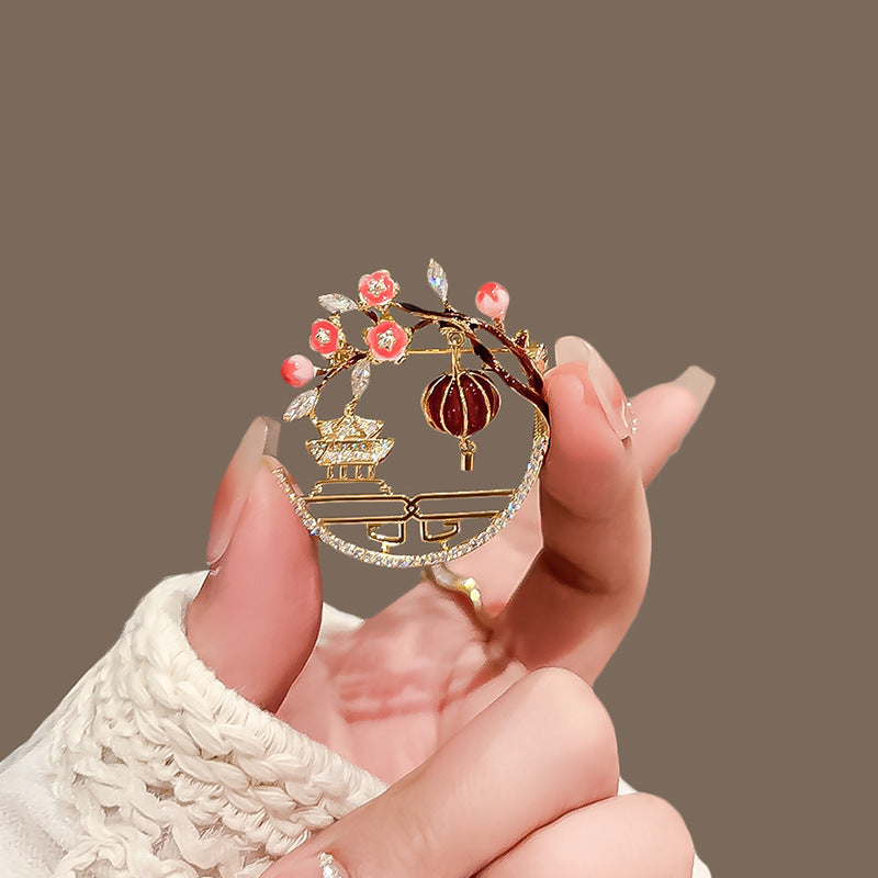 Chic Spark Brooch