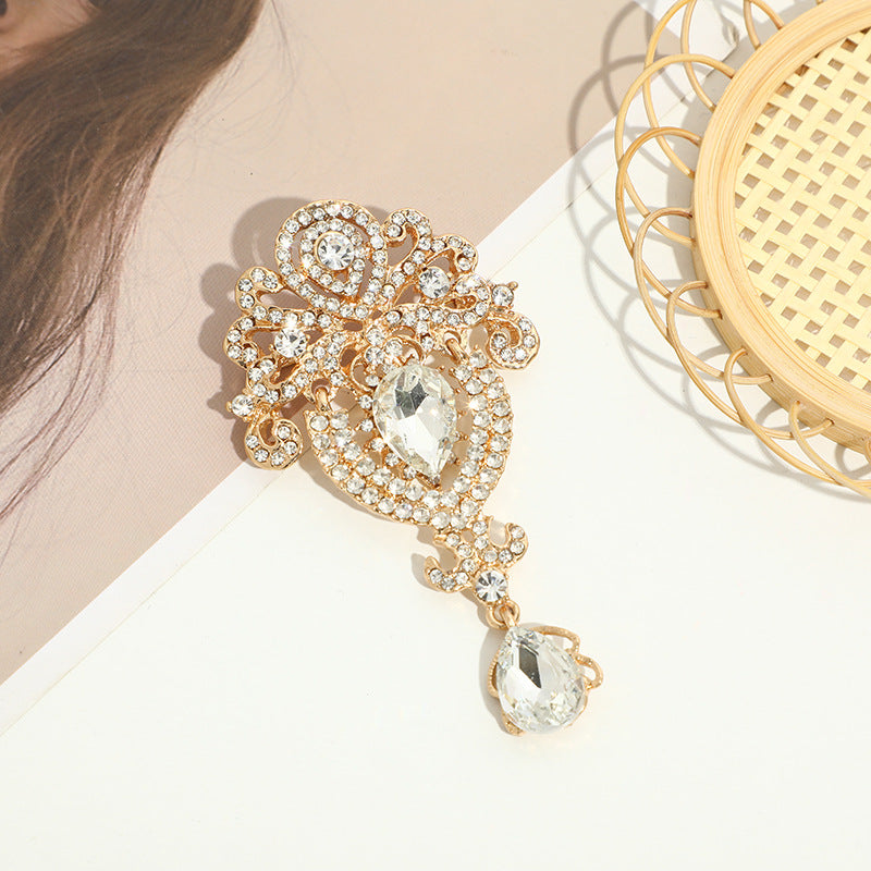Cosmic Pearl Brooch