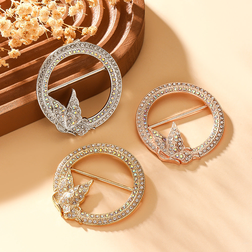 Glam Diva Brooch