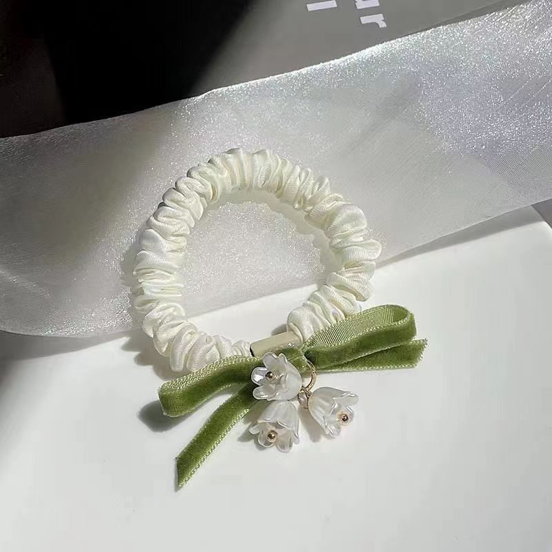 Luxe Pearl Hair Band