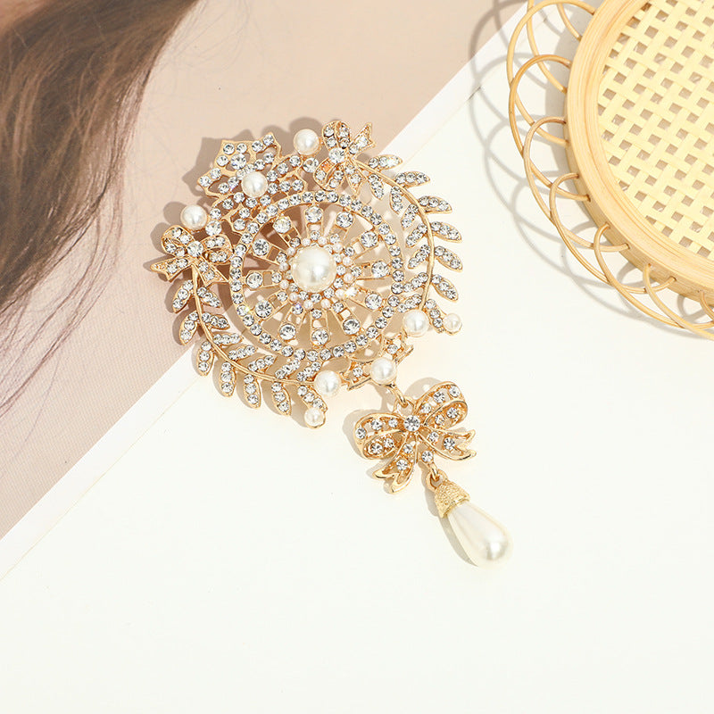 Cosmic Pearl Brooch