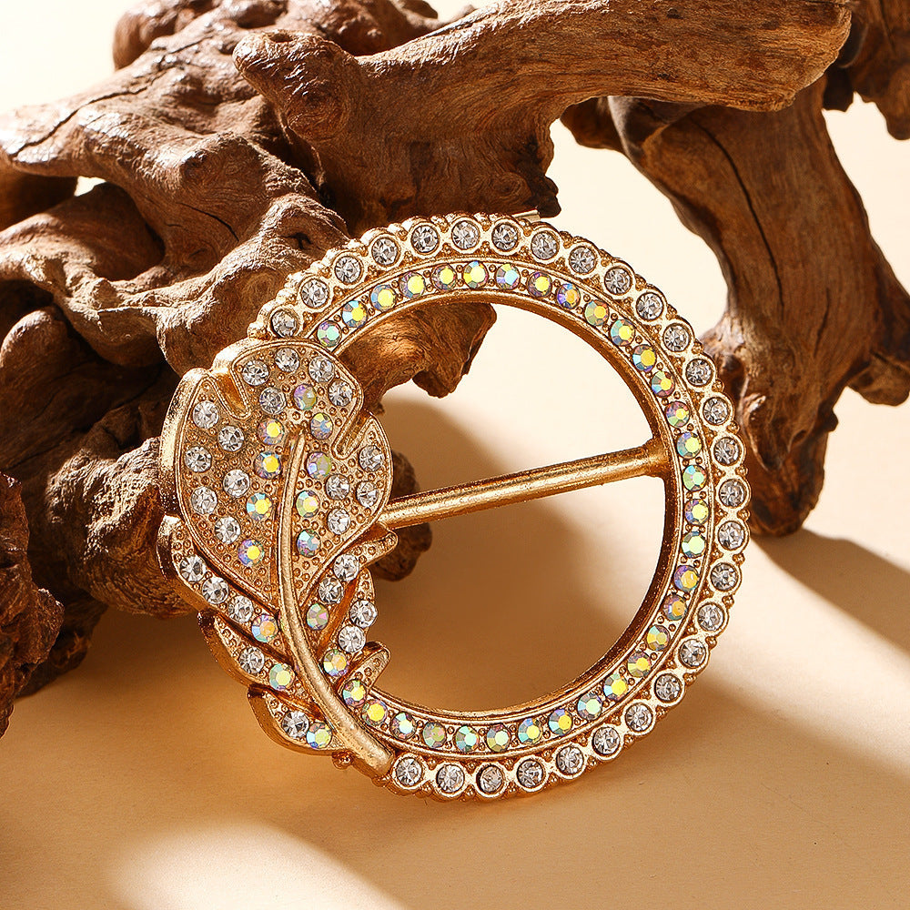 Glam Diva Brooch