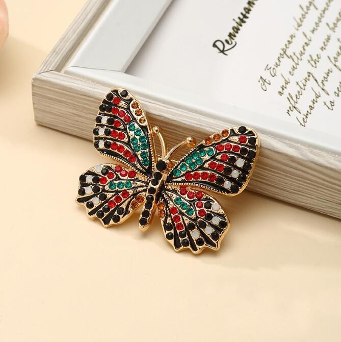 Regal Spark Brooch