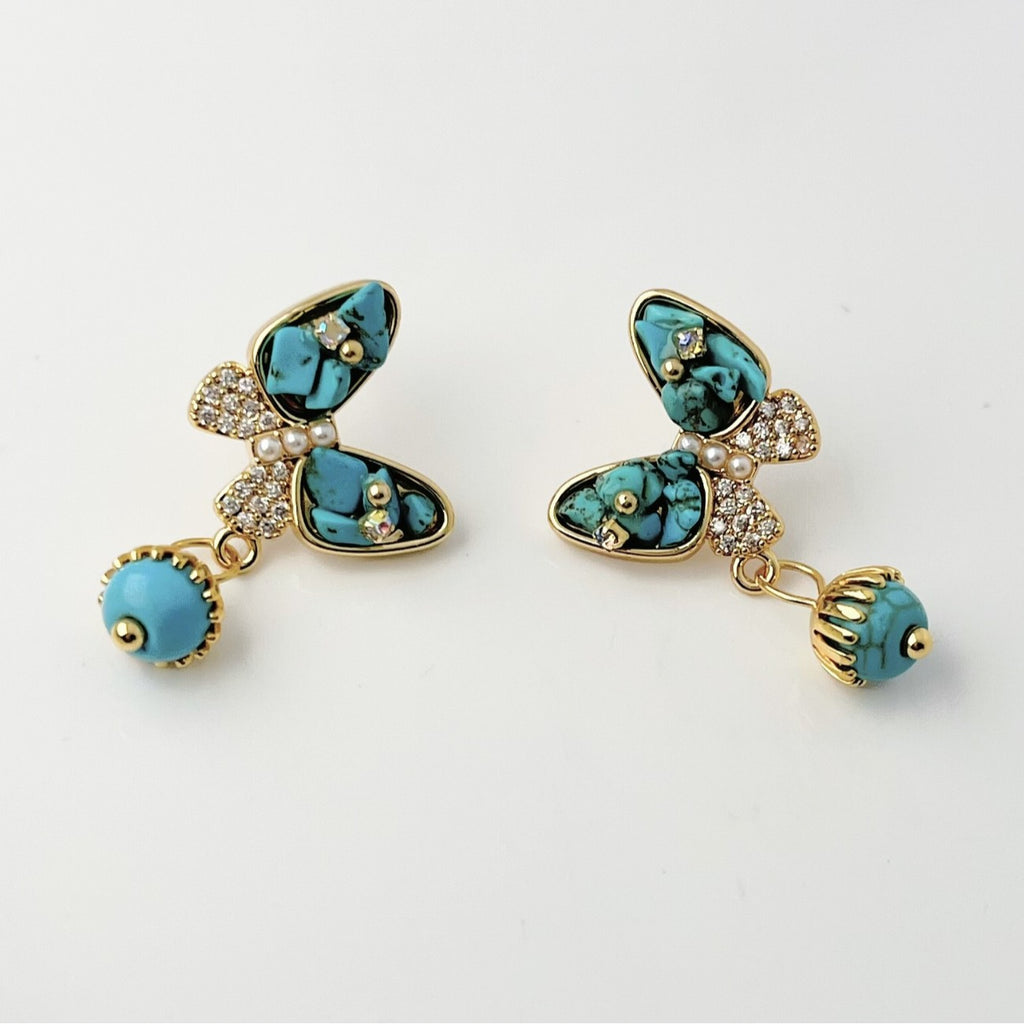 Mid-Period Natural Blue Turquoise Style Zircon Stud Earrings