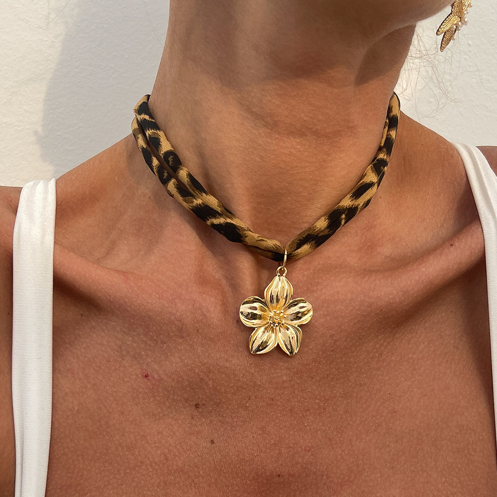 Love Knot Necklace