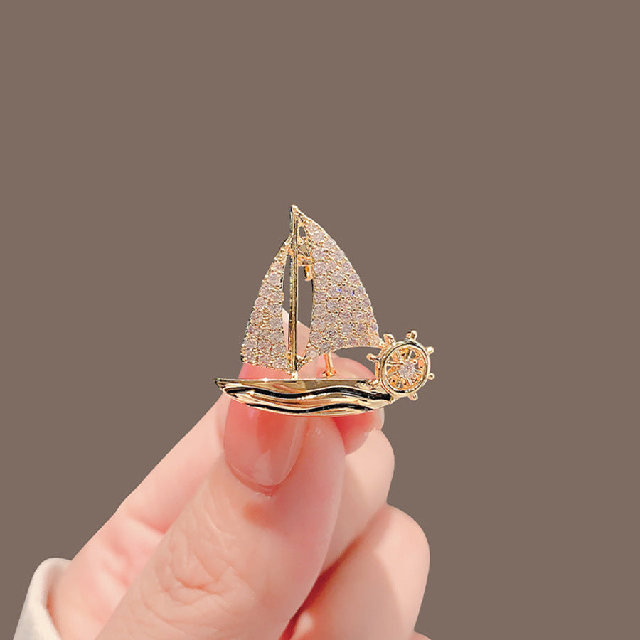 Trendy Glow Brooch