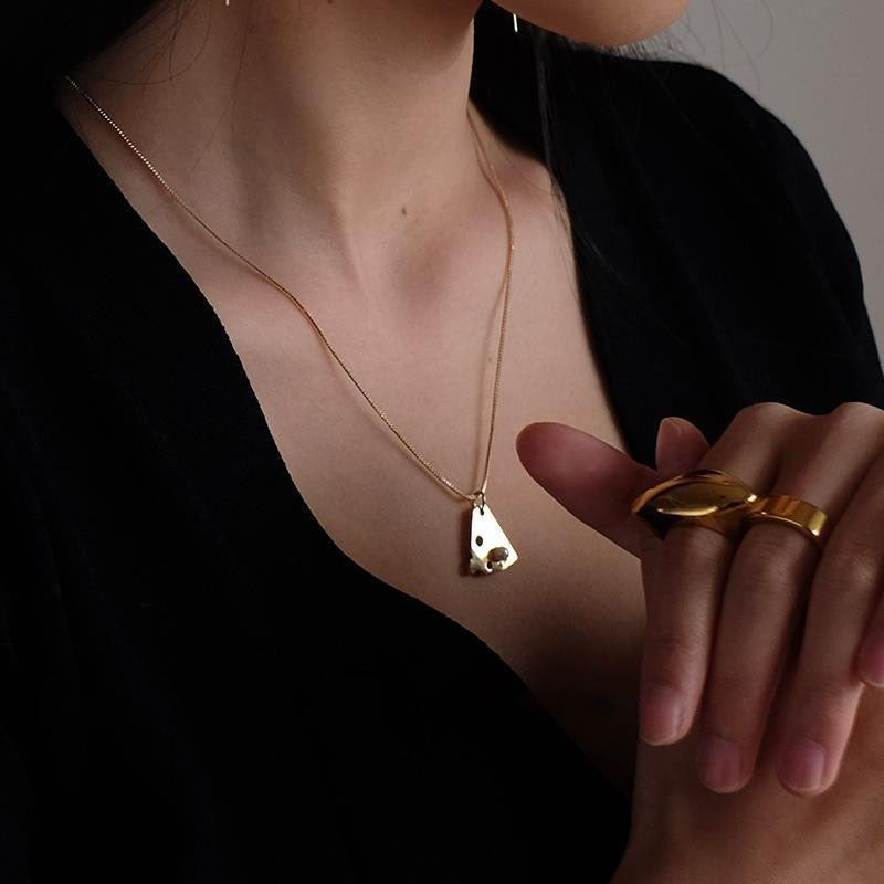 Rose Bloom Necklace