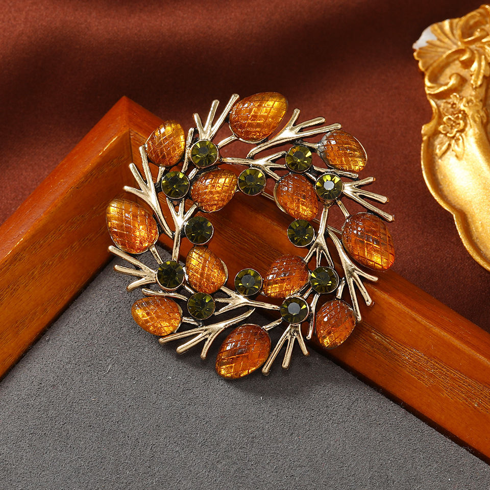 Radiant Star Brooch