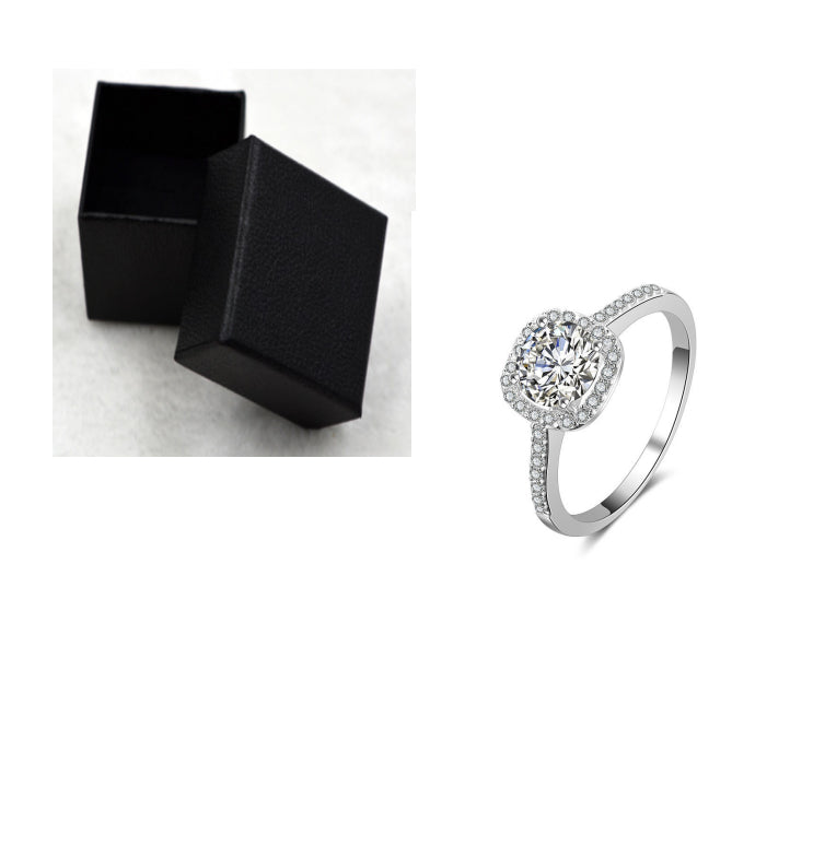 Glam Diva Ring